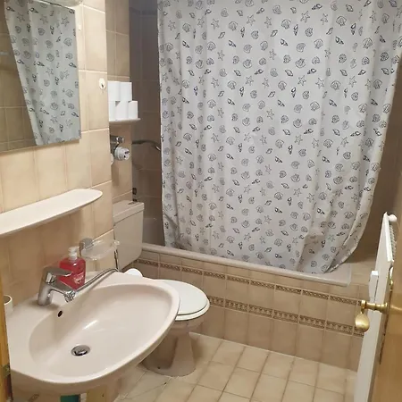 Voll Moebilierte Fehrienwohnung Neben Schoenklinik In
